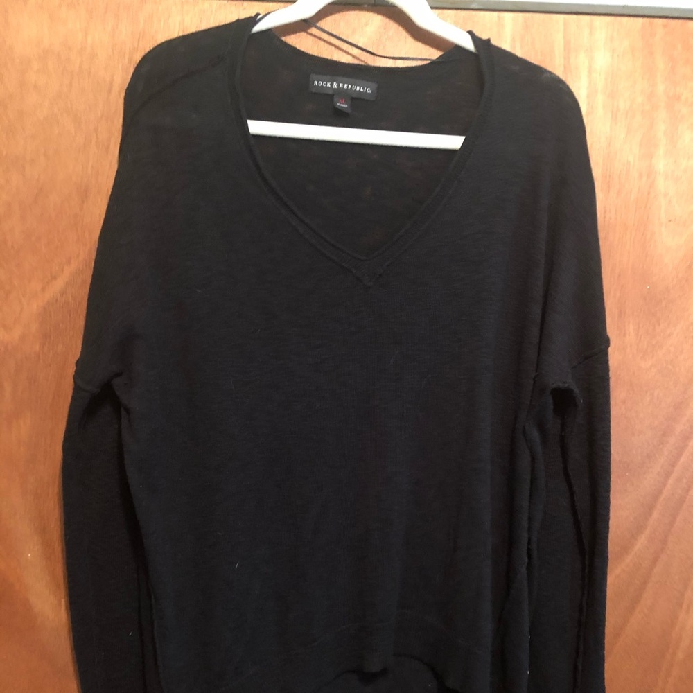Rock Republic xl black long stud sleeve sweater